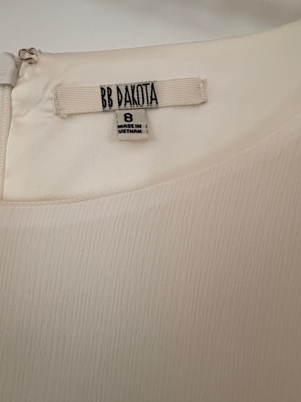BB Dakota Cream Long-Sleeve Pleated Dress with Black Waist Tie - Picture 3 of 4